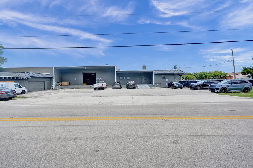 More Photos Of 5400 NW 84th Ave, Miami Warehouse For Sale