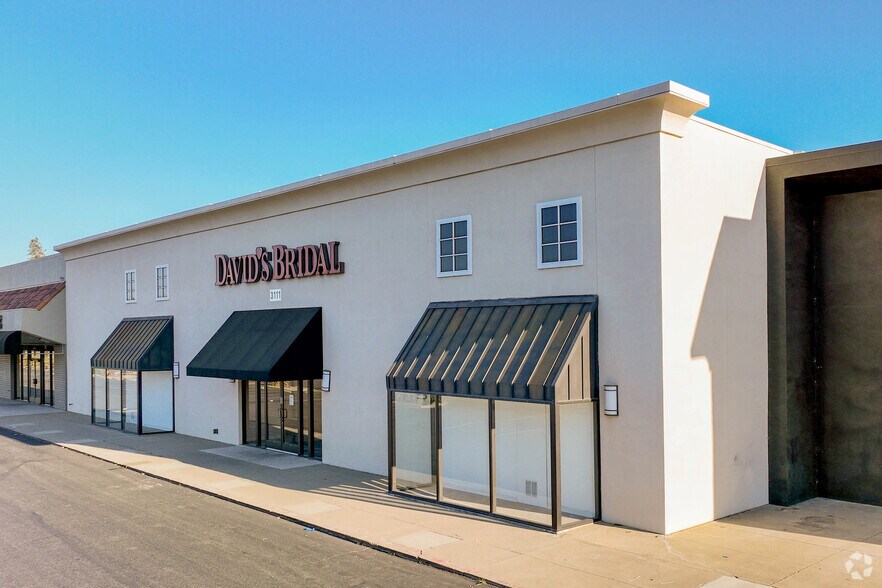 More Photos Of 3109-3111 Stevens Creek Blvd, San Jose Storefront For Sale