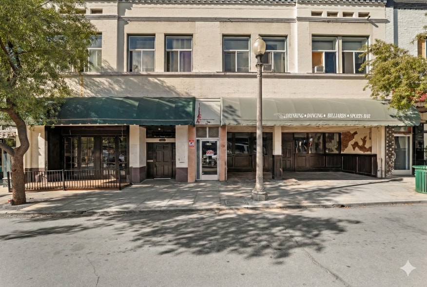 Primary Photo Of 281 N 2nd Ave, Upland Restaurant For Lease