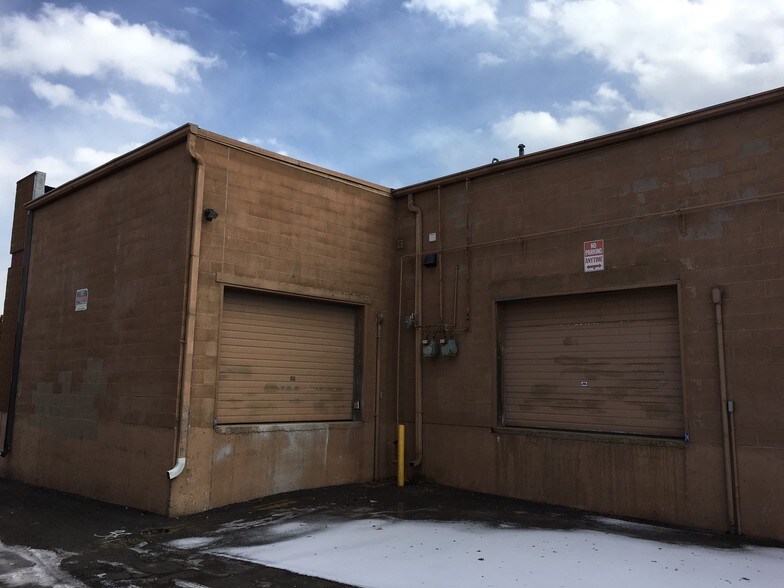 More Photos Of 711-729 Billings St, Aurora Flex For Lease