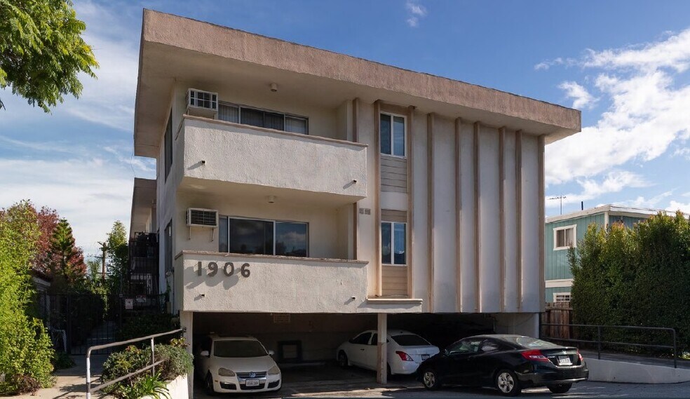 Primary Photo Of 1906 S Shenandoah St, Los Angeles Apartments For Sale