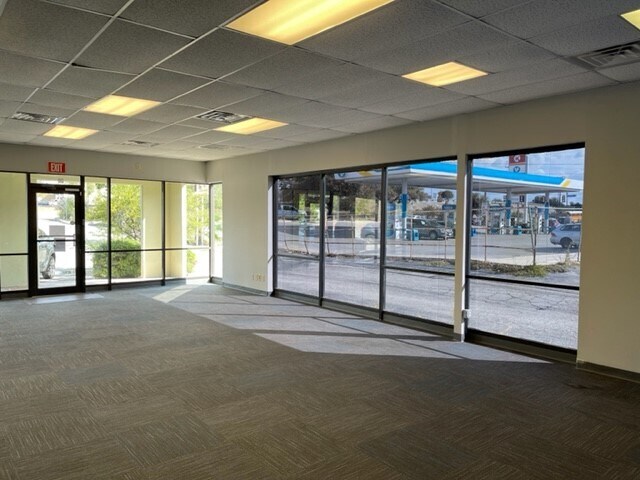 More Photos Of 3505 Wurzbach Rd, San Antonio Storefront Retail Office For Sale