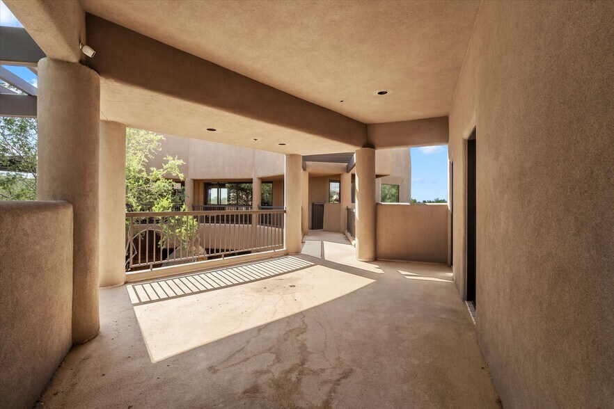 More Photos Of 8712 E Vista Bonita Dr, Scottsdale Medical For Sale