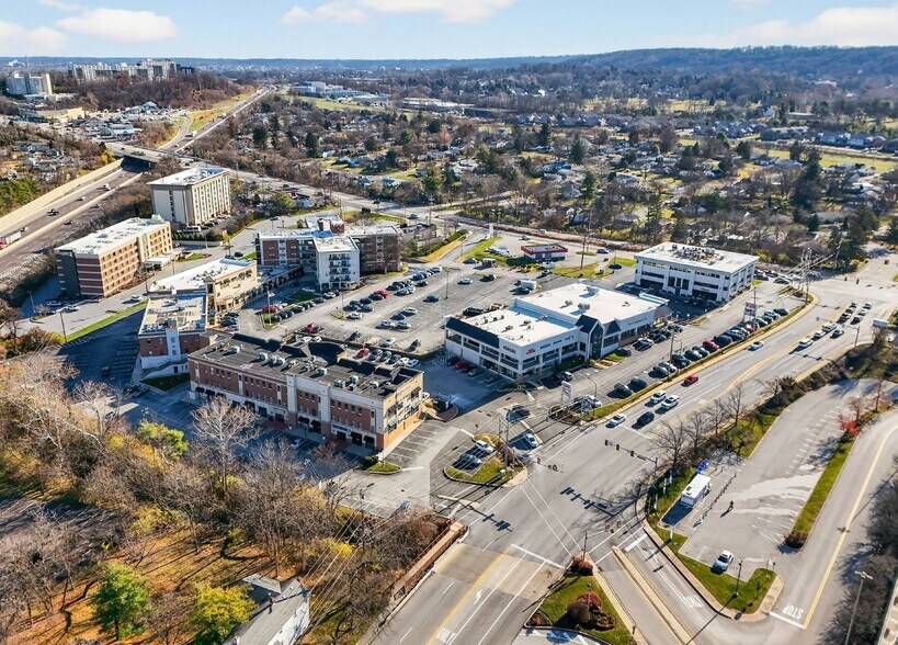 Primary Photo Of 640-690 W Dekalb Pike, King Of Prussia Storefront For Lease