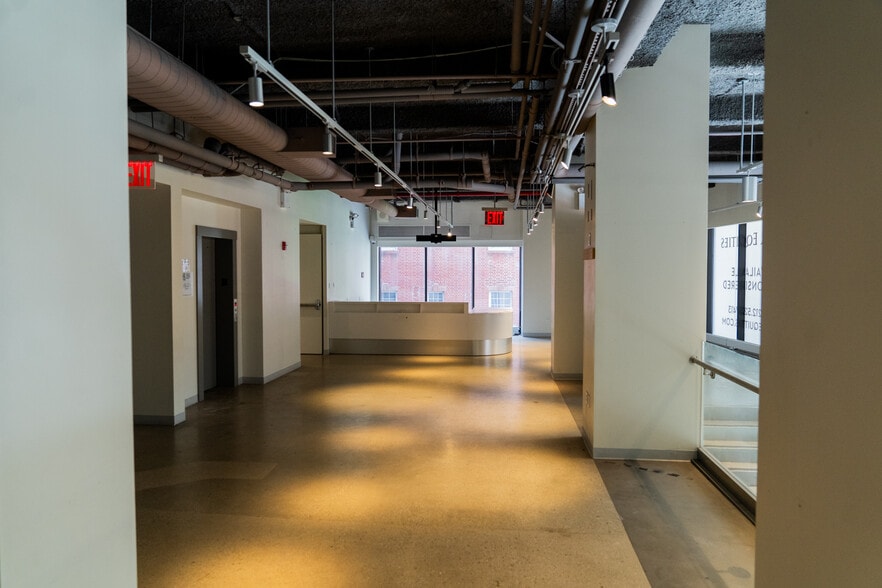 More Photos Of 89 Washington St, New York Apartments For Lease