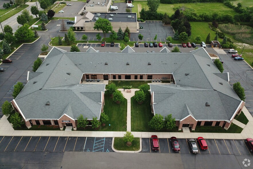 More Photos Of 5958 N Canton Center Rd, Canton Township Medical For Lease