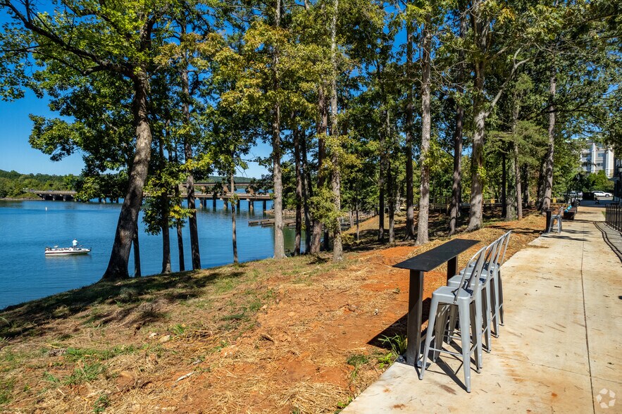 More Photos Of 894 Tiger Blvd, Clemson Apartments For Lease