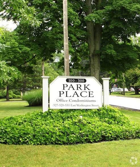 More Photos Of 300 Park Pl, Chagrin Falls Medical For Lease