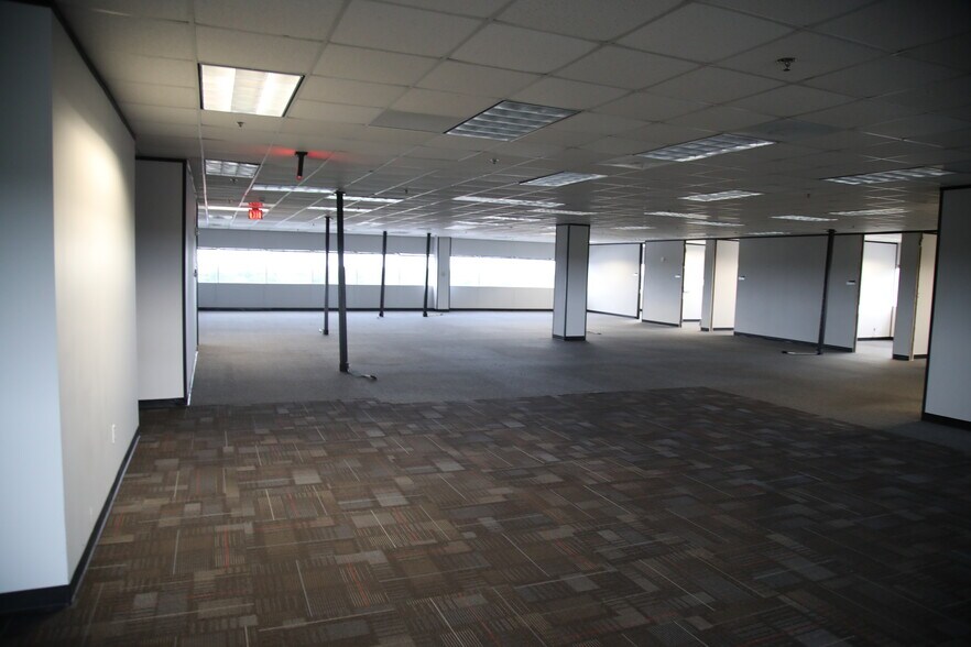 More Photos Of 1250 W Sam Houston Pky, Houston Office For Lease