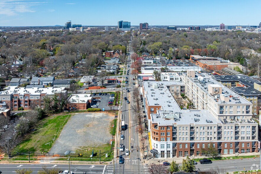 More Photos Of 1315 East Blvd, Charlotte Apartments For Sale