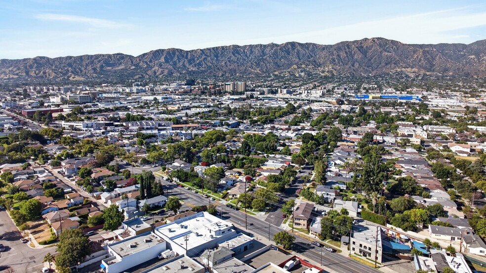 More Photos Of 703 S Main St, Burbank Food Processing For Sale
