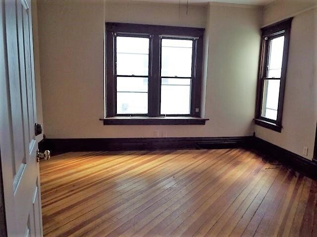 More Photos Of 518 S Lucas St, Iowa City Apartments For Sale