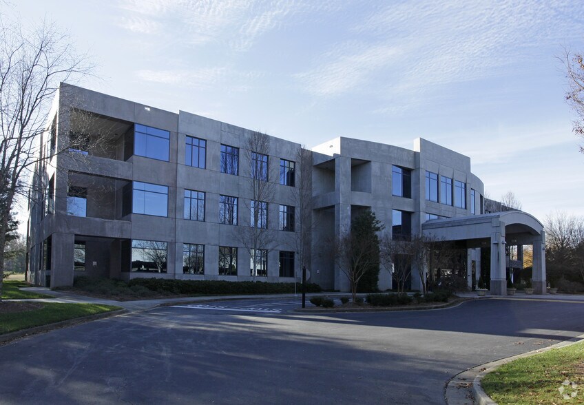 More Photos Of 5955 State Bridge Rd, Johns Creek Coworking Space