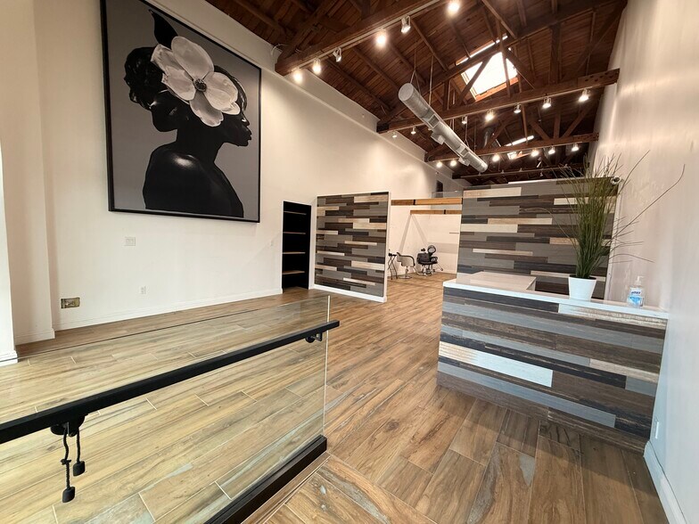 More Photos Of 463-467 S La Brea Ave, Los Angeles Storefront Retail Office For Lease