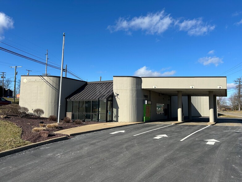 Primary Photo Of 7470 State Route 45, Lisbon Bank For Sale