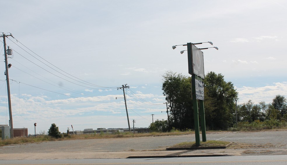 More Photos Of 3301 W Roosevelt Rd, Little Rock Land For Sale