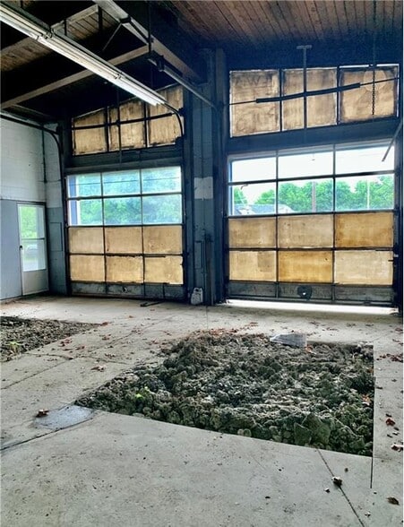 More Photos Of 274 Route 17K, Newburgh Fast Food For Sale