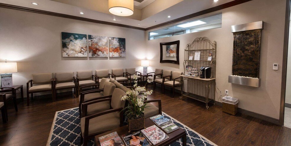 More Photos Of 801-811 N Orange Ave, Orlando Medical For Sale