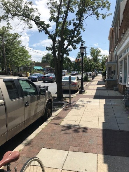 More Photos Of 7324 Carroll Ave, Takoma Park Storefront For Lease