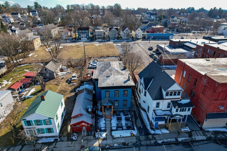 More Photos Of 28 E Main St, Johnstown General Retail For Sale