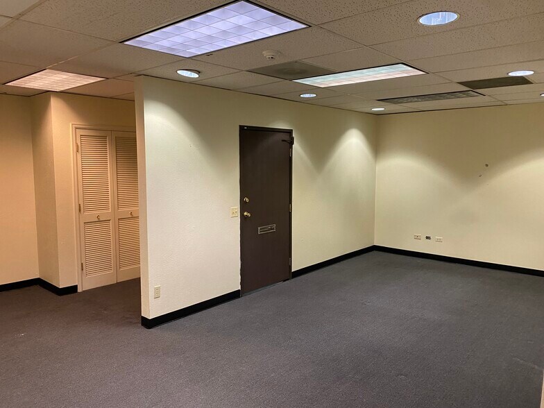 More Photos Of 4955 Miller St, Wheat Ridge Warehouse For Lease