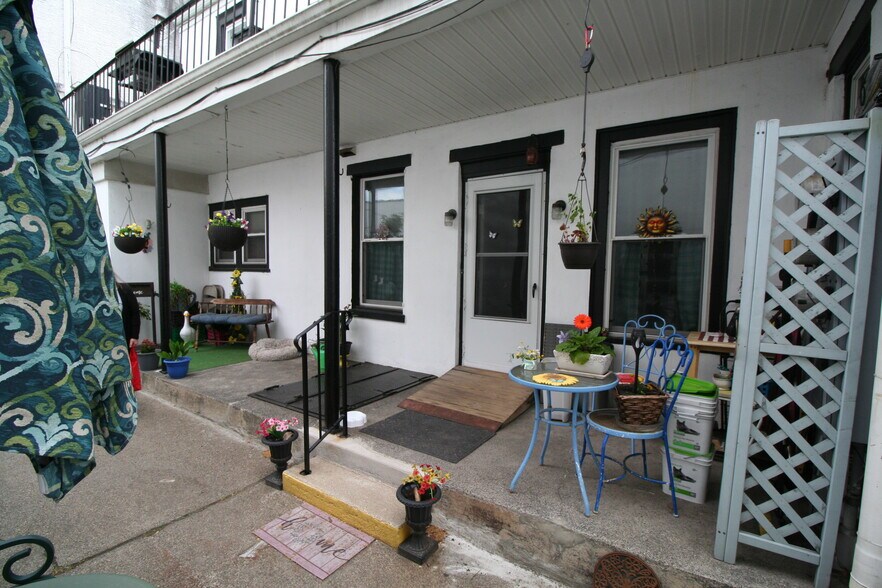 More Photos Of 26 E High St, Pottstown Warehouse For Sale