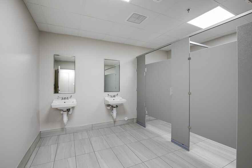 More Photos Of 17 N 18th St, Richmond Apartments For Lease