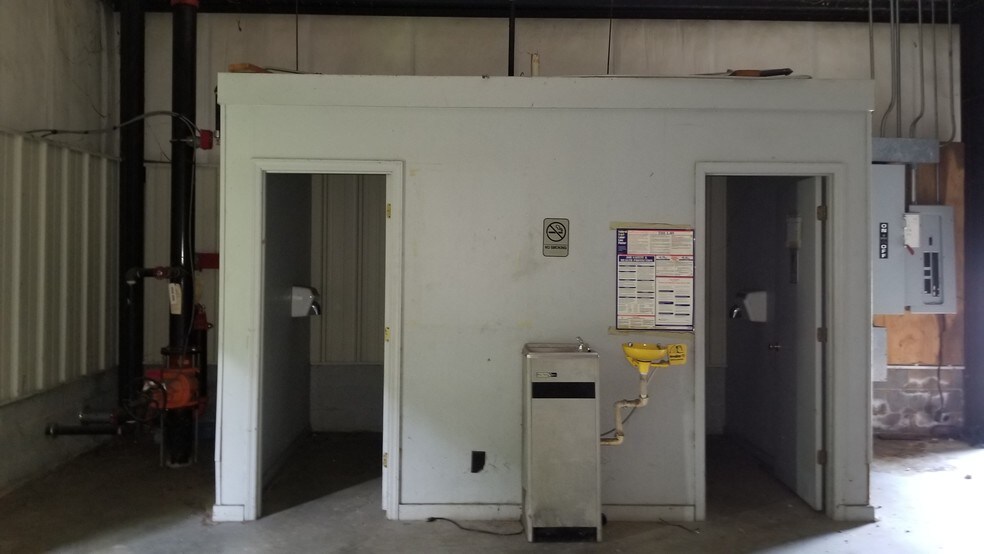 More Photos Of 3146 Grants Mill Rd W, Wallace Warehouse For Sale