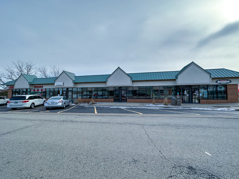 Primary Photo Of 107 Valley Dr, Elburn Storefront Retail Office For Sale