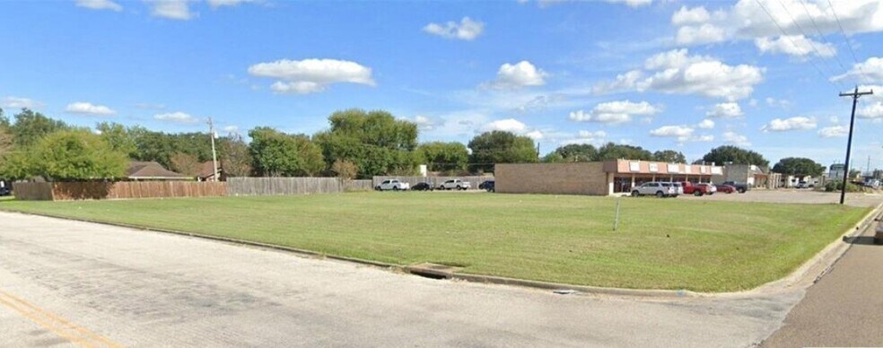 More Photos Of 3808 John Stockbauer Dr, Victoria Land For Sale