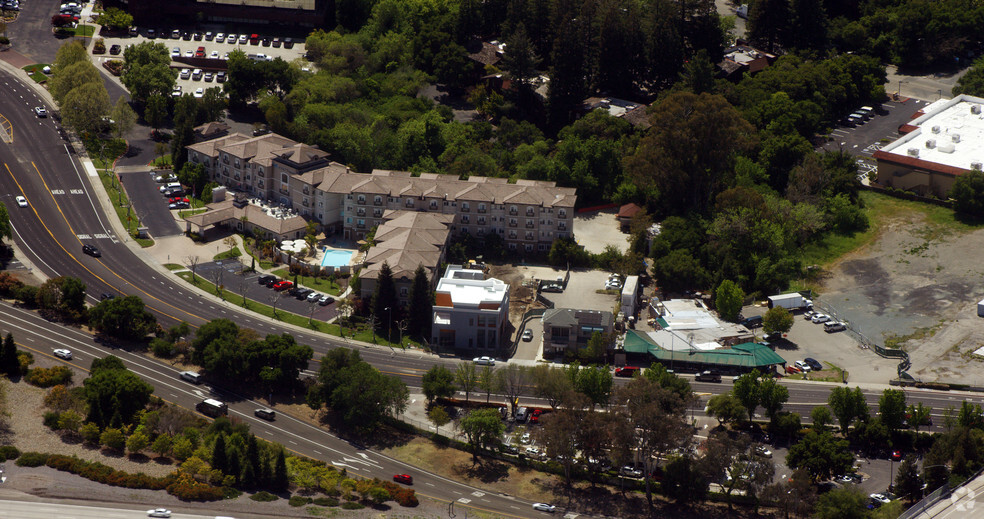 Primary Photo Of 2277 San Ramon Valley Blvd, San Ramon Storefront For Sale