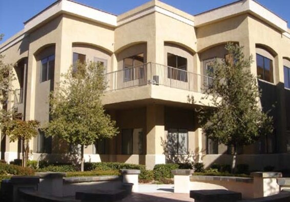 More Photos Of 8879 W Flamingo Rd, Las Vegas Office For Sale