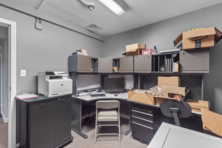 More Photos Of 2450 Pontoon Rd, Granite City Religious Facility For Sale