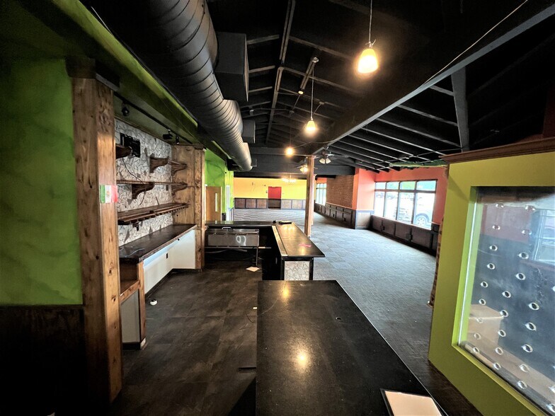 More Photos Of 5185 State Route 30, Greensburg Restaurant For Lease