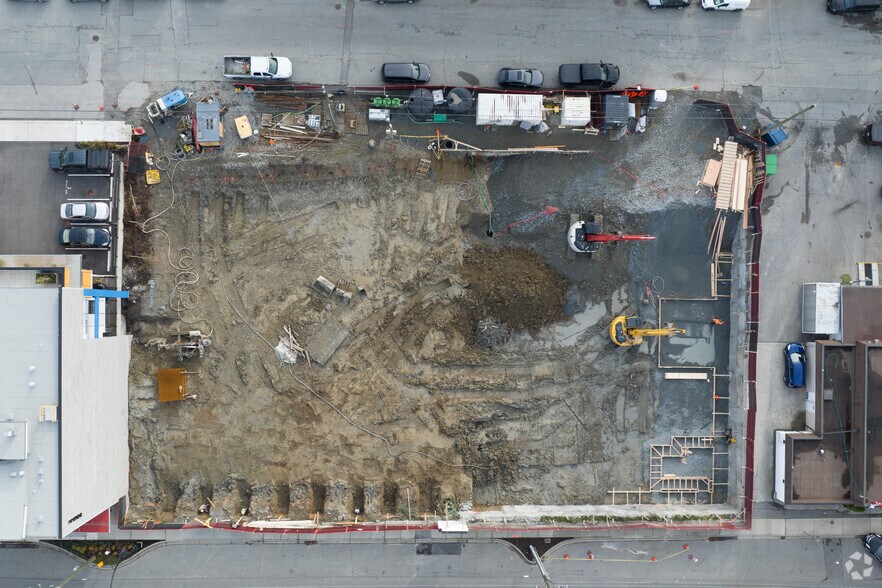 More Photos Of 23348 North Av, Maple Ridge Apartments For Sale