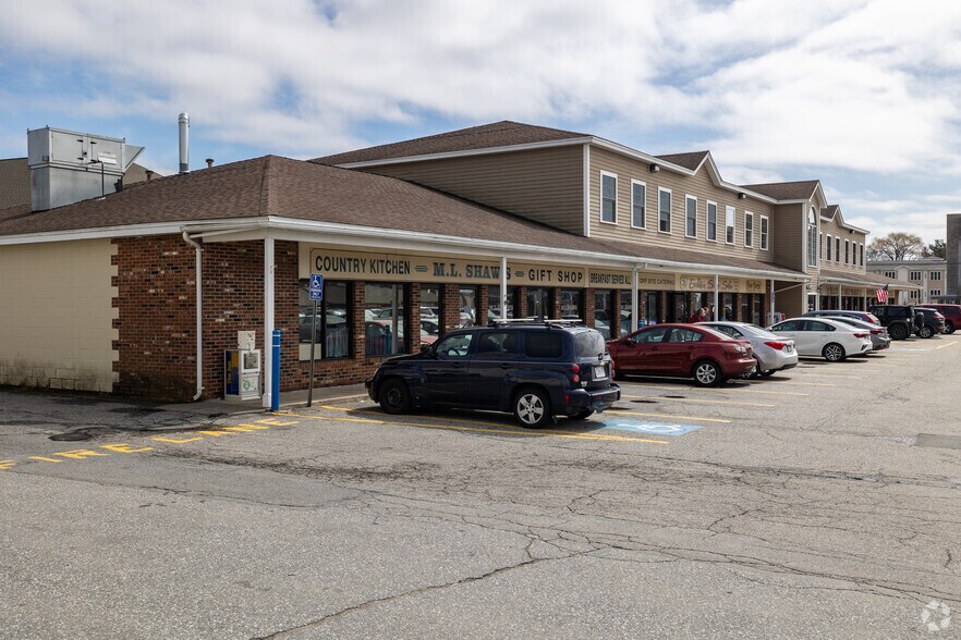 More Photos Of 101 Broadway Rd, Dracut Storefront For Lease