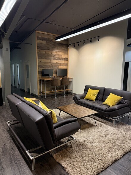 More Photos Of 800 S Stockton Ave, Ripon Warehouse For Lease