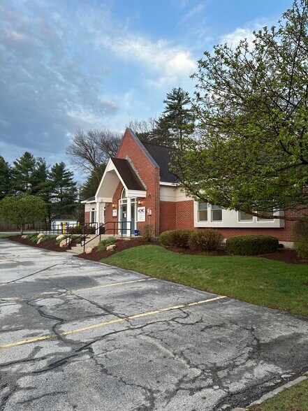 More Photos Of 775 S Main St, Manchester Medical For Lease