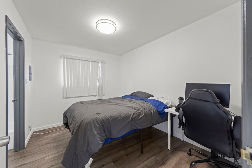 More Photos Of 52 Cleveland Ave, San Jose Apartments For Sale