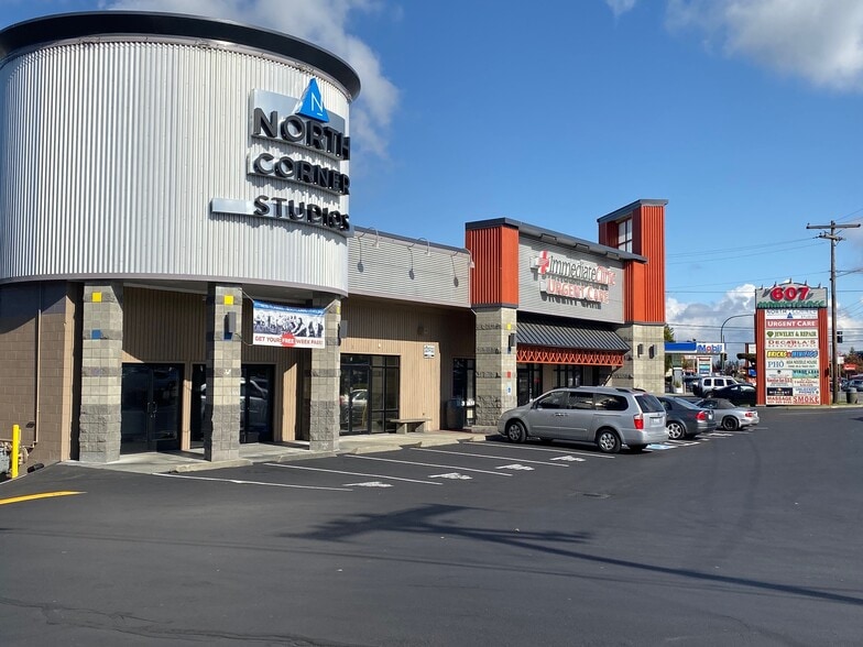 More Photos Of 607 SE Everett Mall Way, Everett Unknown For Lease