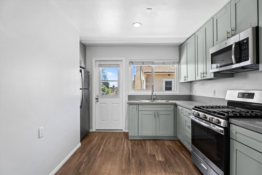 More Photos Of 378 Park Way, Chula Vista Multifamily For Sale
