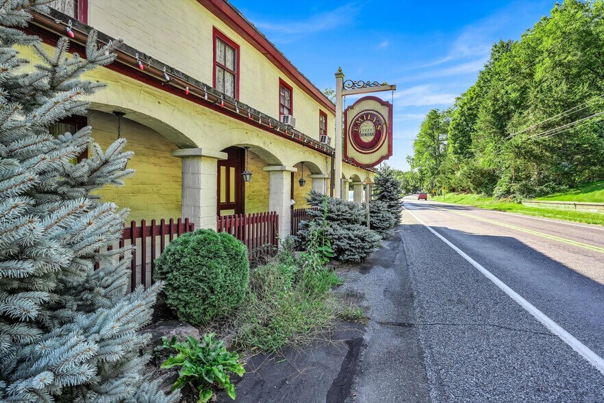 More Photos Of 3790 Morgantown Rd, Mohnton Restaurant For Sale