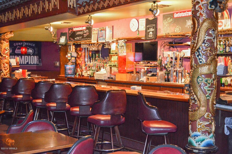 More Photos Of 9 S 1st St, Yakima Restaurant For Sale