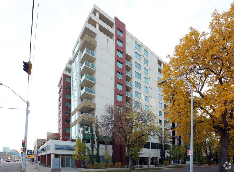 Primary Photo Of 10063 118th St NW, Edmonton Apartments For Sale
