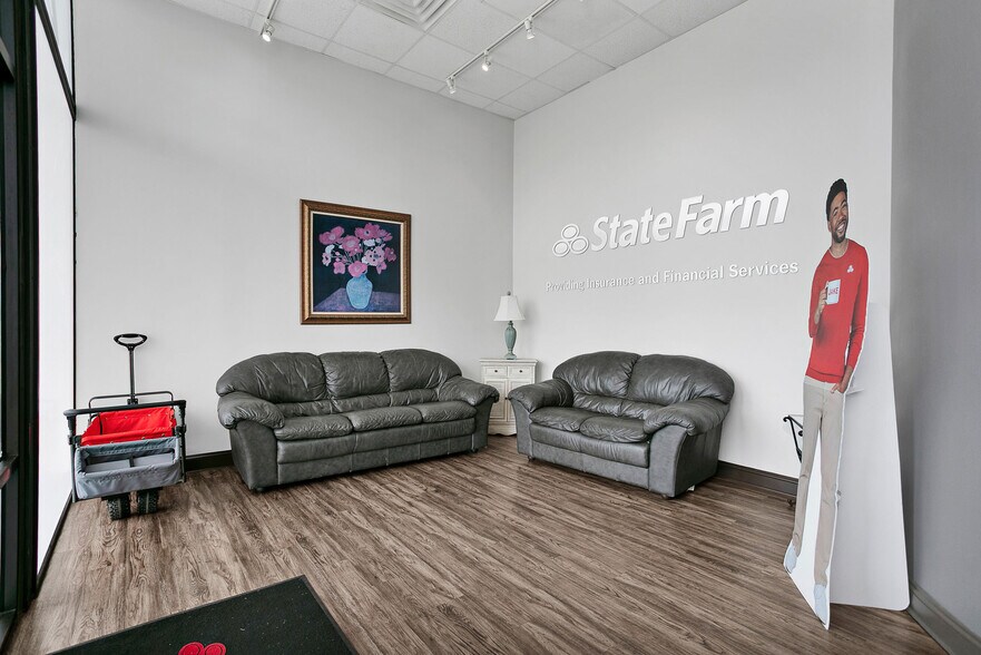 More Photos Of 1201 N Dixie Ave, Elizabethtown Flex For Lease