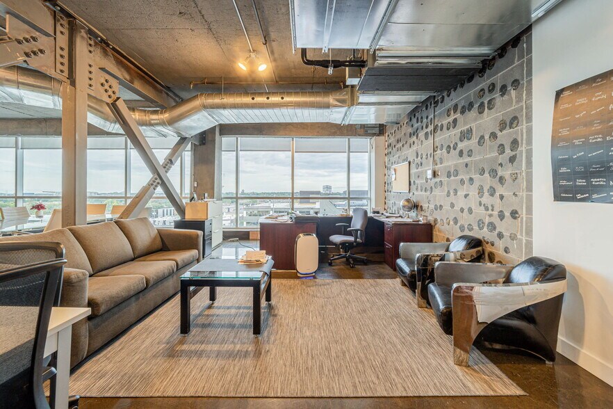 More Photos Of 3737 Boul Cremazie E, Montréal Office For Sale