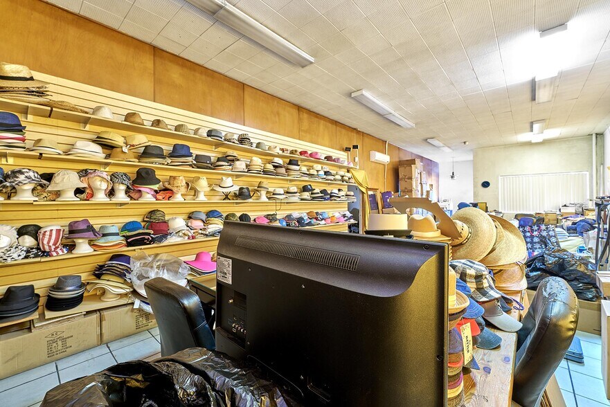 More Photos Of 2302 E 38th St, Vernon Manufacturing For Sale