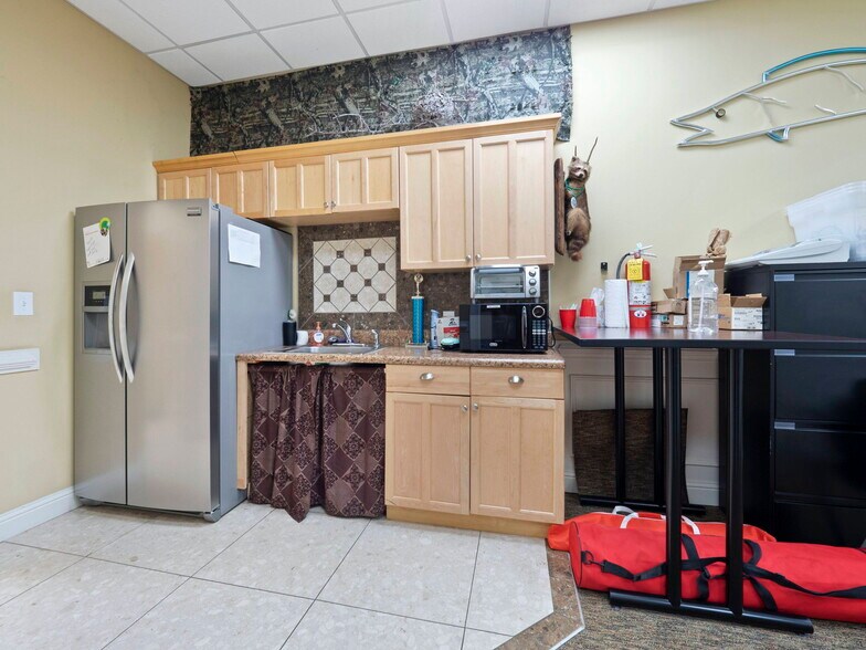 More Photos Of 5224 Palmero Ct, Buford Flex For Sale