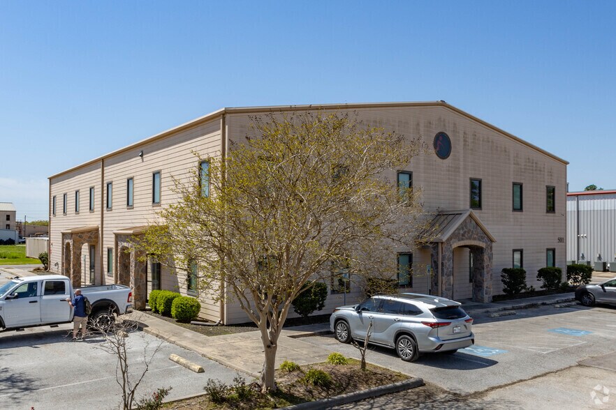 Primary Photo Of 5011 5th St, Katy Office For Sale