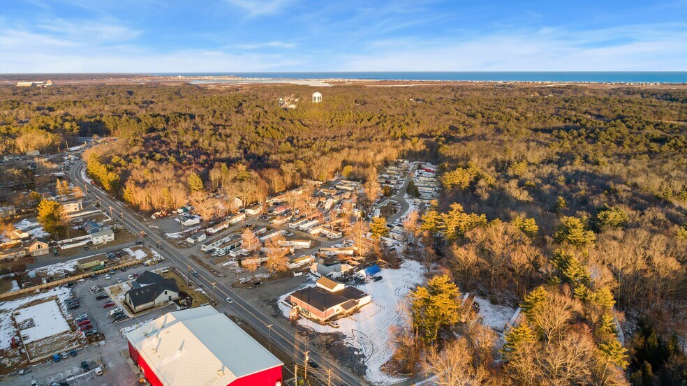 More Photos Of 188 Lafayette Rd, Salisbury Restaurant For Sale